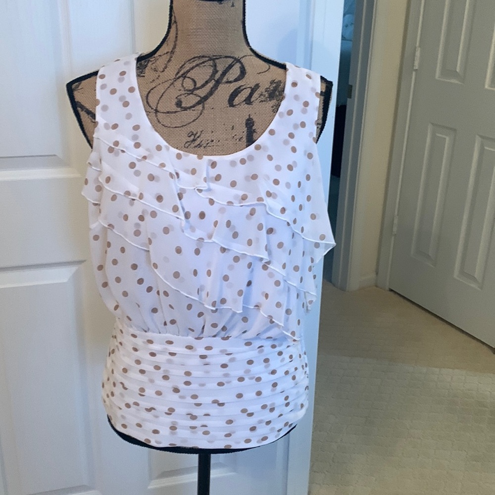 Women’s White/Tan Polka Dot Top
